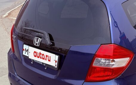 Honda Fit III, 2010 год, 820 000 рублей, 3 фотография