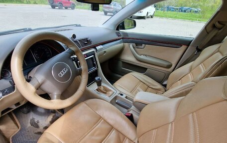 Audi A4, 2002 год, 600 000 рублей, 10 фотография
