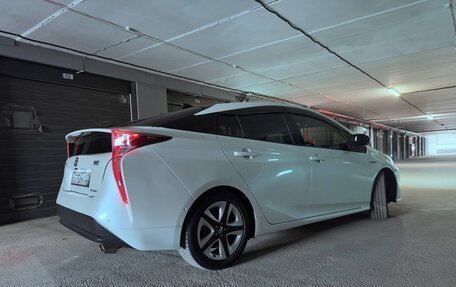 Toyota Prius IV XW50, 2018 год, 1 999 999 рублей, 11 фотография