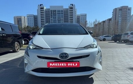 Toyota Prius IV XW50, 2018 год, 1 999 999 рублей, 2 фотография
