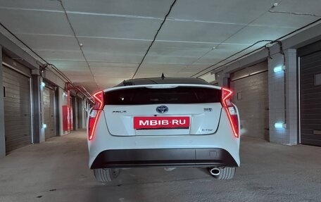 Toyota Prius IV XW50, 2018 год, 1 999 999 рублей, 7 фотография