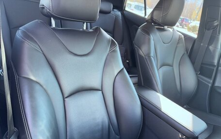 Toyota Prius IV XW50, 2018 год, 1 999 999 рублей, 13 фотография