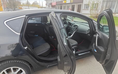 Opel Astra J, 2011 год, 750 000 рублей, 15 фотография