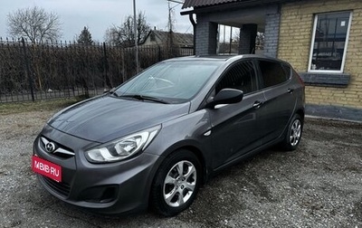 Hyundai Solaris II рестайлинг, 2012 год, 780 000 рублей, 1 фотография