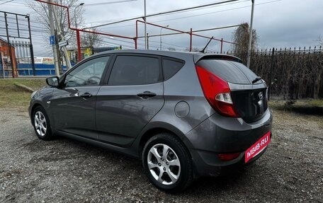 Hyundai Solaris II рестайлинг, 2012 год, 780 000 рублей, 5 фотография