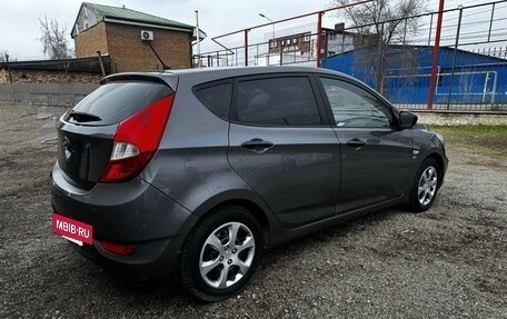 Hyundai Solaris II рестайлинг, 2012 год, 780 000 рублей, 4 фотография