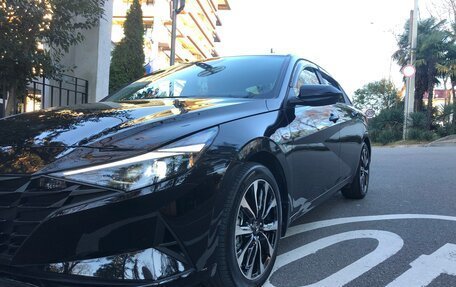 Hyundai Elantra, 2021 год, 2 550 000 рублей, 3 фотография