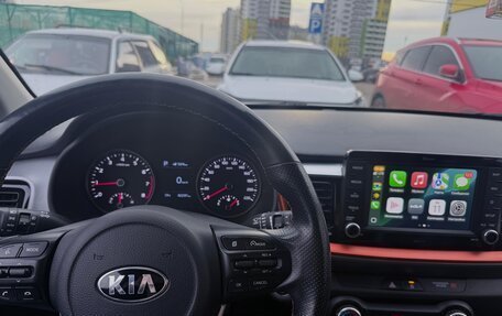 KIA Stonic, 2019 год, 1 990 000 рублей, 5 фотография