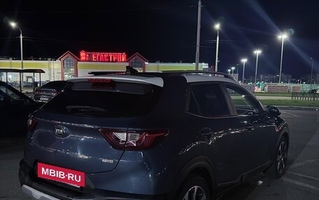KIA Stonic, 2019 год, 1 990 000 рублей, 3 фотография