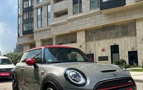 MINI Hatch, 2019 год, 2 950 000 рублей, 1 фотография