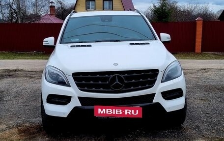 Mercedes-Benz M-Класс, 2013 год, 2 500 000 рублей, 2 фотография