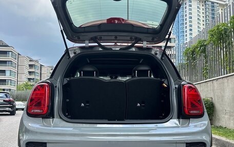 MINI Hatch, 2019 год, 2 950 000 рублей, 10 фотография