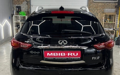 Infiniti FX II, 2012 год, 2 350 000 рублей, 5 фотография