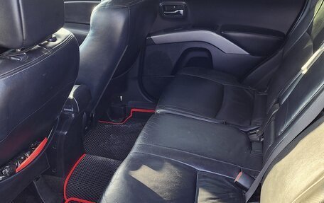 Mitsubishi Outlander III рестайлинг 3, 2007 год, 1 400 000 рублей, 10 фотография