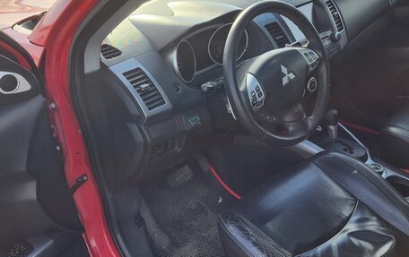 Mitsubishi Outlander III рестайлинг 3, 2007 год, 1 400 000 рублей, 7 фотография