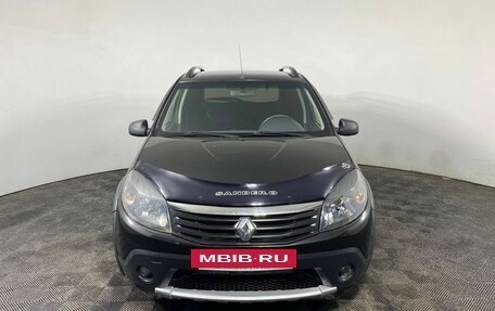 Renault Sandero II рестайлинг, 2014 год, 680 000 рублей, 2 фотография