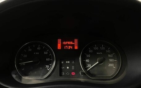 Renault Sandero II рестайлинг, 2014 год, 680 000 рублей, 11 фотография