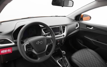 Hyundai Solaris II рестайлинг, 2021 год, 1 550 000 рублей, 8 фотография