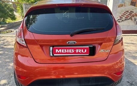 Ford Fiesta, 2015 год, 1 000 000 рублей, 10 фотография