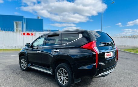 Mitsubishi Pajero Sport III рестайлинг, 2018 год, 3 000 000 рублей, 4 фотография