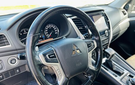 Mitsubishi Pajero Sport III рестайлинг, 2018 год, 3 000 000 рублей, 22 фотография