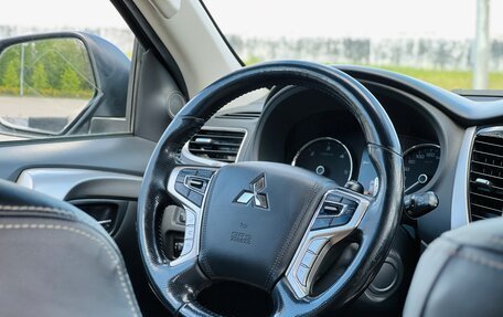 Mitsubishi Pajero Sport III рестайлинг, 2018 год, 3 000 000 рублей, 28 фотография