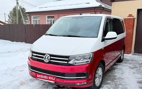 Volkswagen Multivan T6 рестайлинг, 2019 год, 6 500 000 рублей, 2 фотография