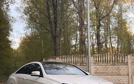 Mercedes-Benz E-Класс, 2013 год, 1 700 000 рублей, 2 фотография
