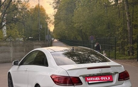 Mercedes-Benz E-Класс, 2013 год, 1 700 000 рублей, 4 фотография