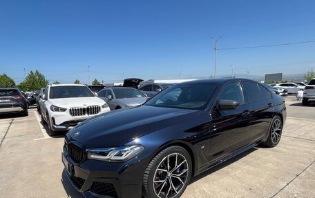 BMW 5 серия, 2021 год, 4 499 000 рублей, 2 фотография