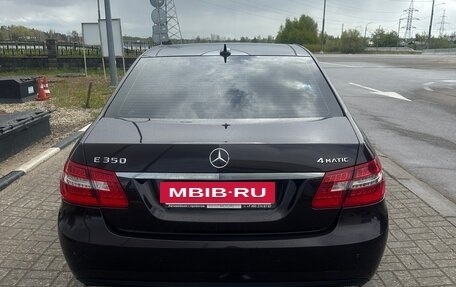 Mercedes-Benz E-Класс, 2011 год, 1 370 000 рублей, 4 фотография