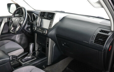 Toyota Land Cruiser Prado 150 рестайлинг 2, 2012 год, 2 749 000 рублей, 6 фотография