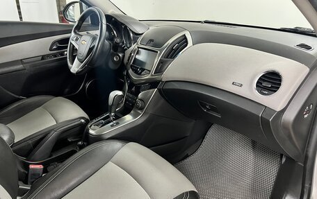Chevrolet Cruze II, 2013 год, 813 000 рублей, 10 фотография