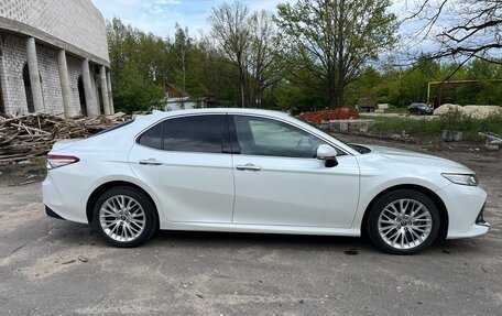 Toyota Camry, 2018 год, 3 500 000 рублей, 3 фотография