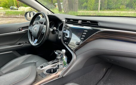 Toyota Camry, 2018 год, 3 500 000 рублей, 18 фотография