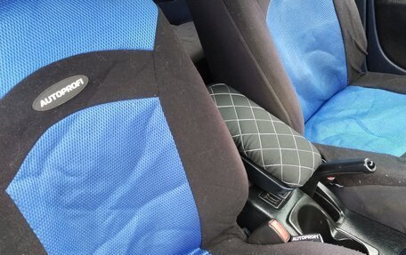 Mitsubishi Carisma I, 2000 год, 175 000 рублей, 15 фотография