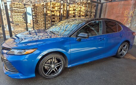 Toyota Camry, 2019 год, 2 645 500 рублей, 3 фотография