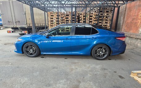 Toyota Camry, 2019 год, 2 645 500 рублей, 4 фотография