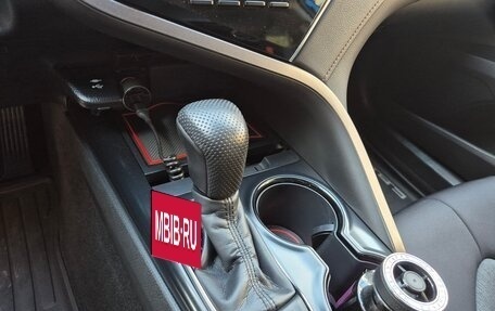 Toyota Camry, 2019 год, 2 645 500 рублей, 8 фотография
