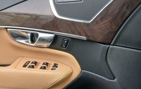 Volvo XC90 II рестайлинг, 2016 год, 2 500 000 рублей, 14 фотография
