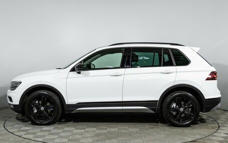 Volkswagen Tiguan II, 2018 год, 2 385 000 рублей, 8 фотография