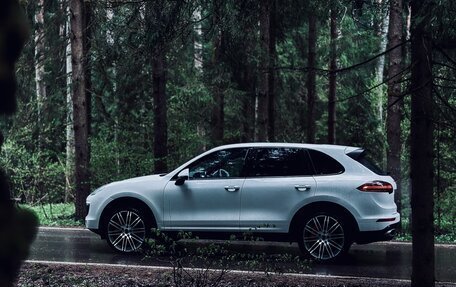 Porsche Cayenne III, 2016 год, 3 890 000 рублей, 1 фотография