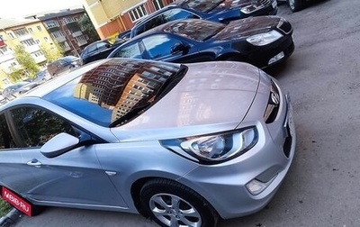 Hyundai Solaris II рестайлинг, 2012 год, 930 000 рублей, 1 фотография