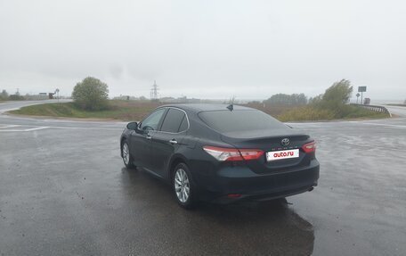Toyota Camry, 2018 год, 3 050 000 рублей, 8 фотография