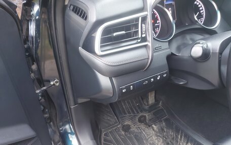 Toyota Camry, 2018 год, 3 050 000 рублей, 13 фотография