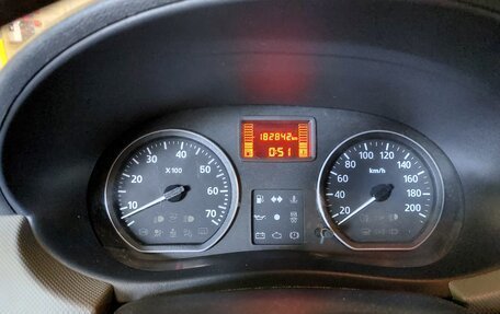 Renault Logan I, 2011 год, 379 000 рублей, 7 фотография
