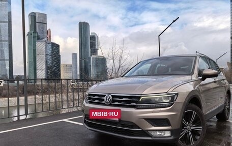 Volkswagen Tiguan II, 2017 год, 2 050 000 рублей, 4 фотография