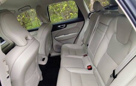 Volvo XC60 II, 2019 год, 3 100 000 рублей, 9 фотография