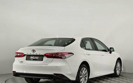 Toyota Camry, 2021 год, 2 645 000 рублей, 4 фотография