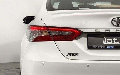 Toyota Camry, 2021 год, 2 645 000 рублей, 9 фотография